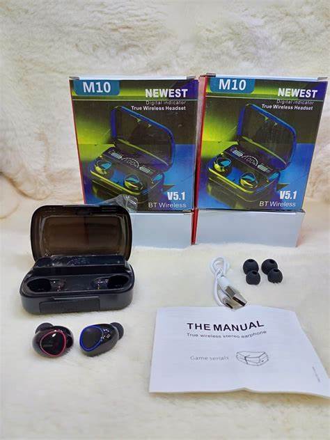 AURICULAR M10