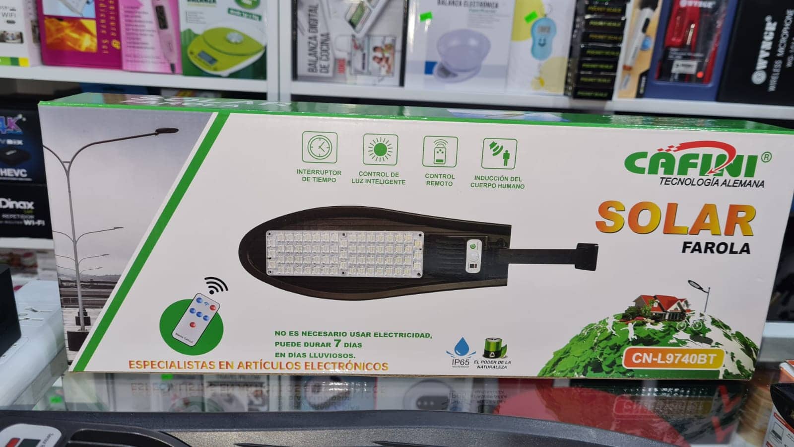 FAROLA SOLAR  CN-L9740BT