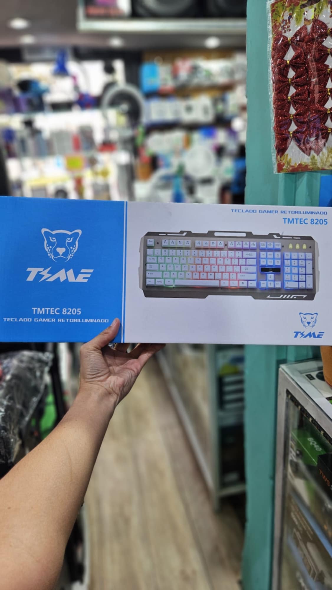 TECLADO TIME 8205