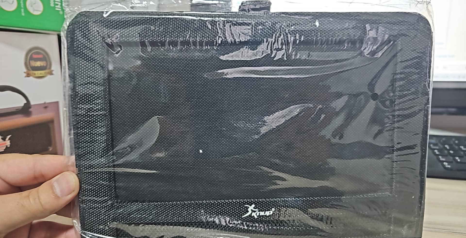 FUNDA DE TABLET P AUTO APOYA CABEZA KNUP 