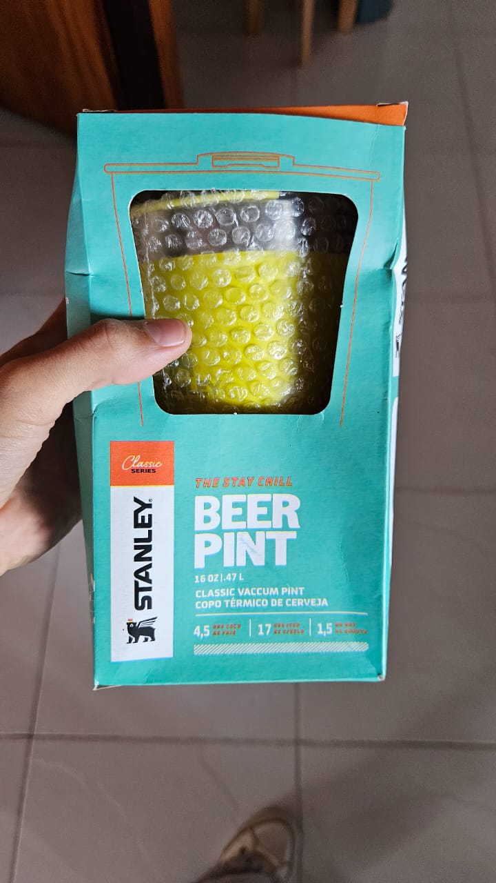 VASO CON PARLANTE STANLEY 