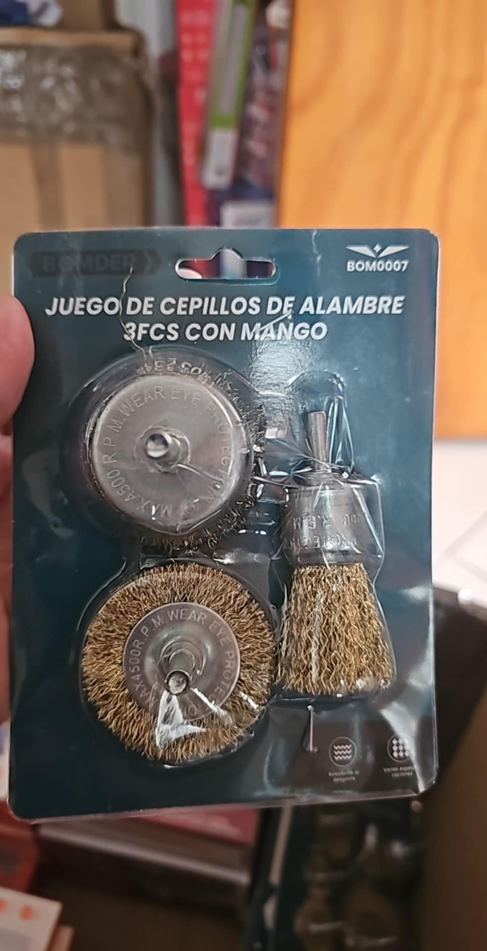 JUEGO DE CEPILLO DE ALAMBRE BOM0007