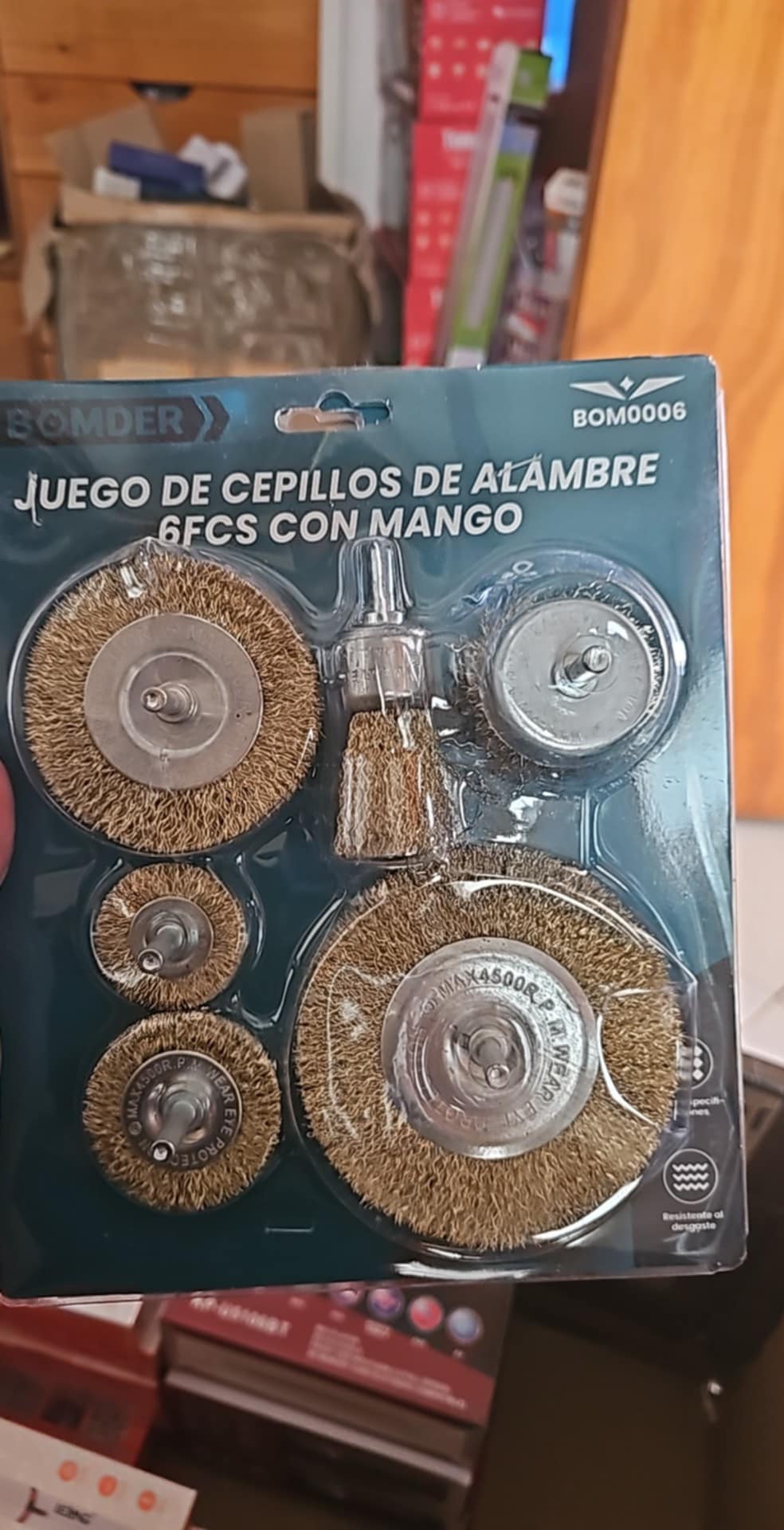 JUEGO DE CEPILLOS DE ALAMBRE BOM0006