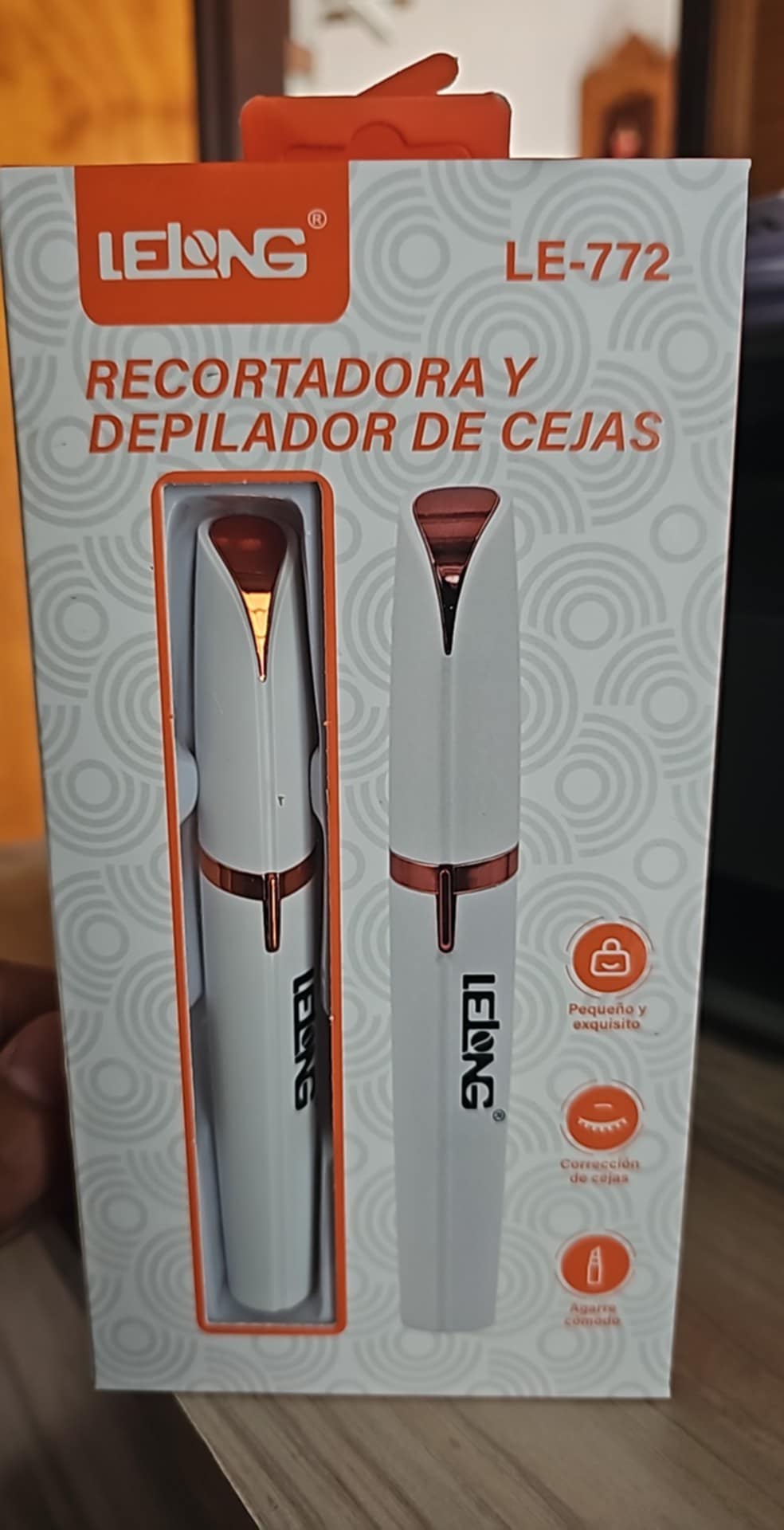 DEPILADORA DE CEJAS LE-772