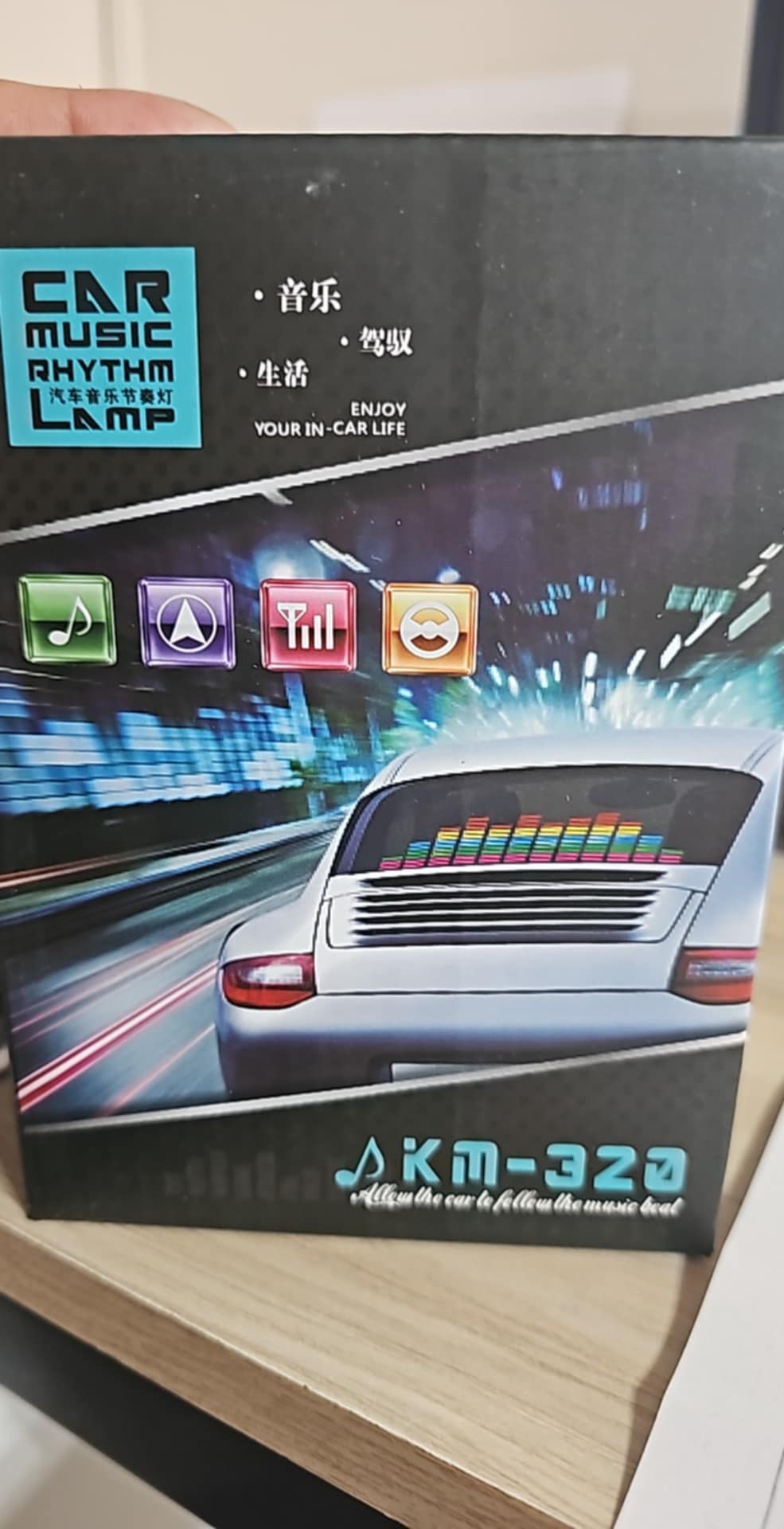 STICKERS EQUALIZADOR PARA AUTO KM-320