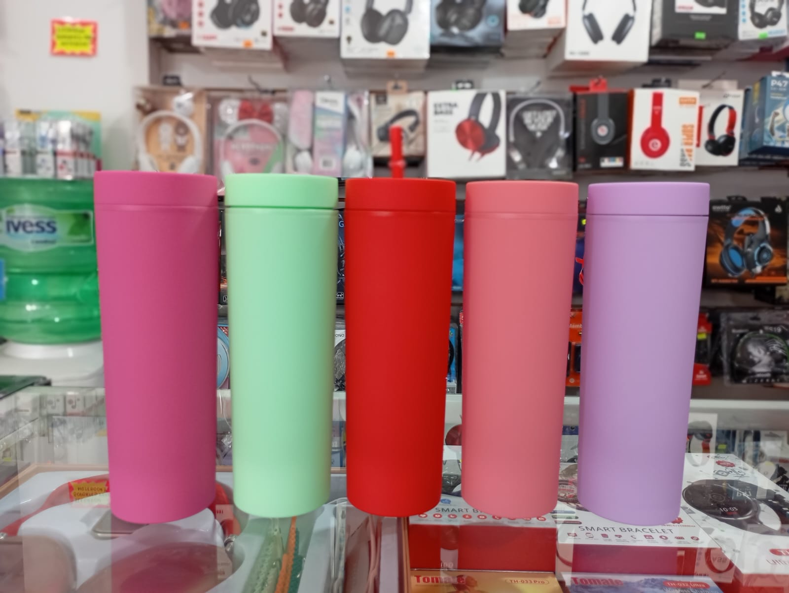 vaso de plastico con sorbete