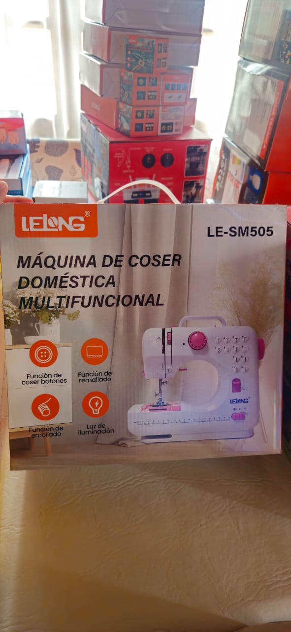 MINI MAQUINA DE COSER LE-SM505