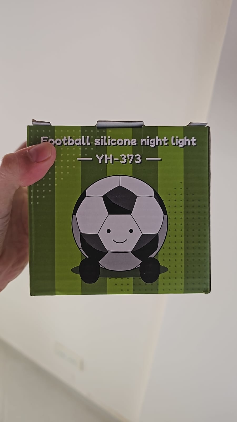 PELOTA LUZ DE NOCHE RGB YH373